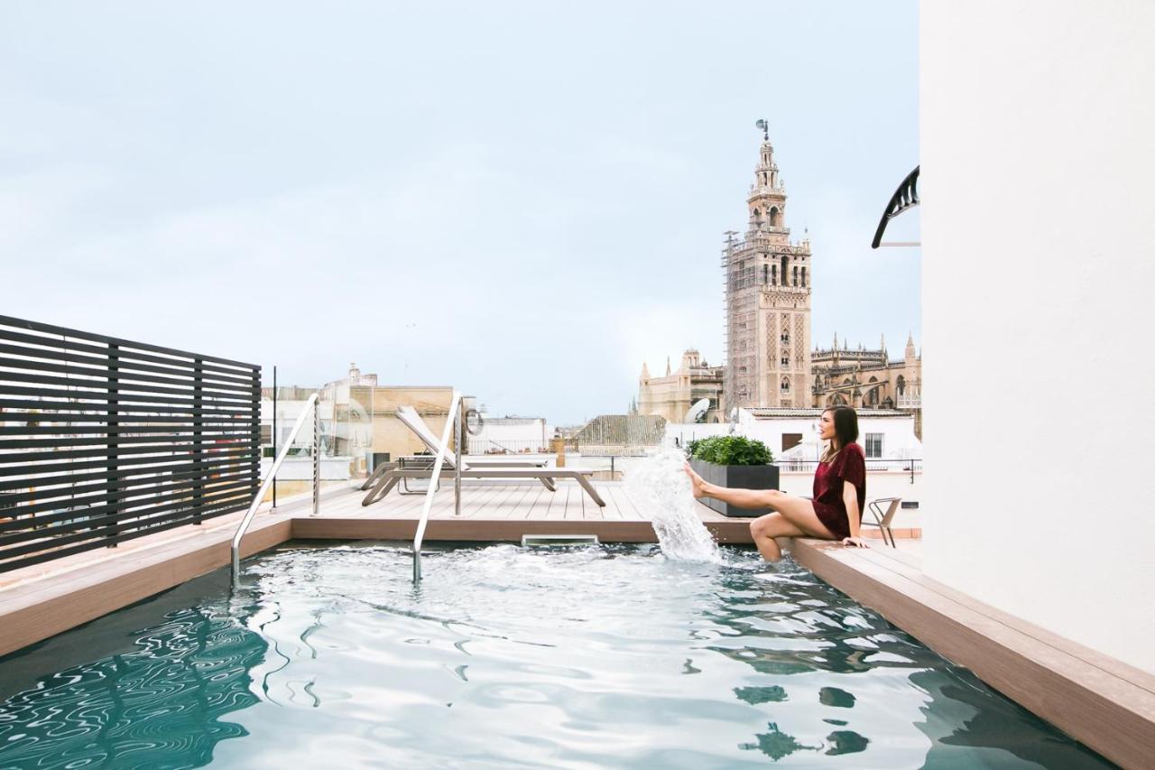 Joya Del Casco Boutique Hotel By Shiadu Seville Exterior photo